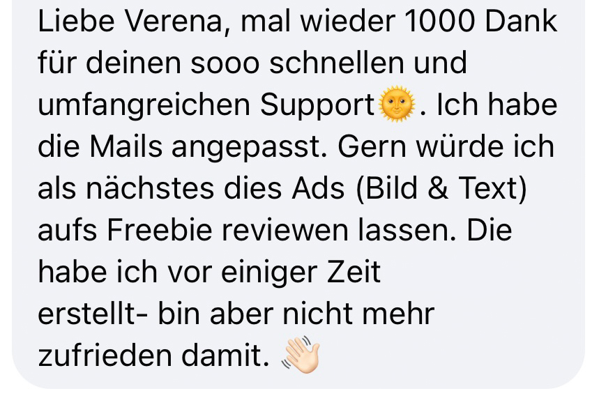 Praxisnahe Unterstützung und wertvolles Feedback: Im Content Marketing Club erhältst du Vorlagen, Content Pläne und Impulse, Feedback und den direkten Austausch mit anderen selbstständigen Frauen, hast Zugang zu Q&A Calls und geführtem Co-working. Alles, um dein Content-Marketing so einfach und zeitsparend wie möglich in deinen Alltag zu integrieren. Damit dein Marketing leichter wird.